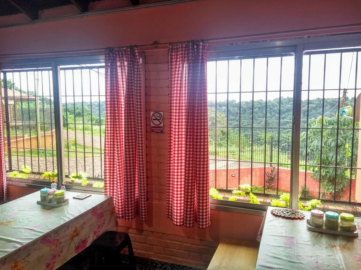 Butterfly Hostel Puerto Iguazú Exteriör bild