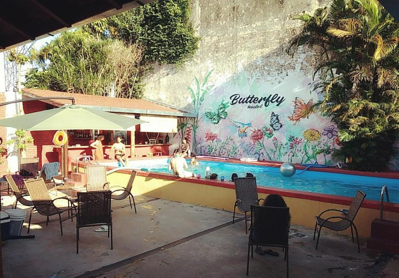 Butterfly Hostel Puerto Iguazú Exteriör bild