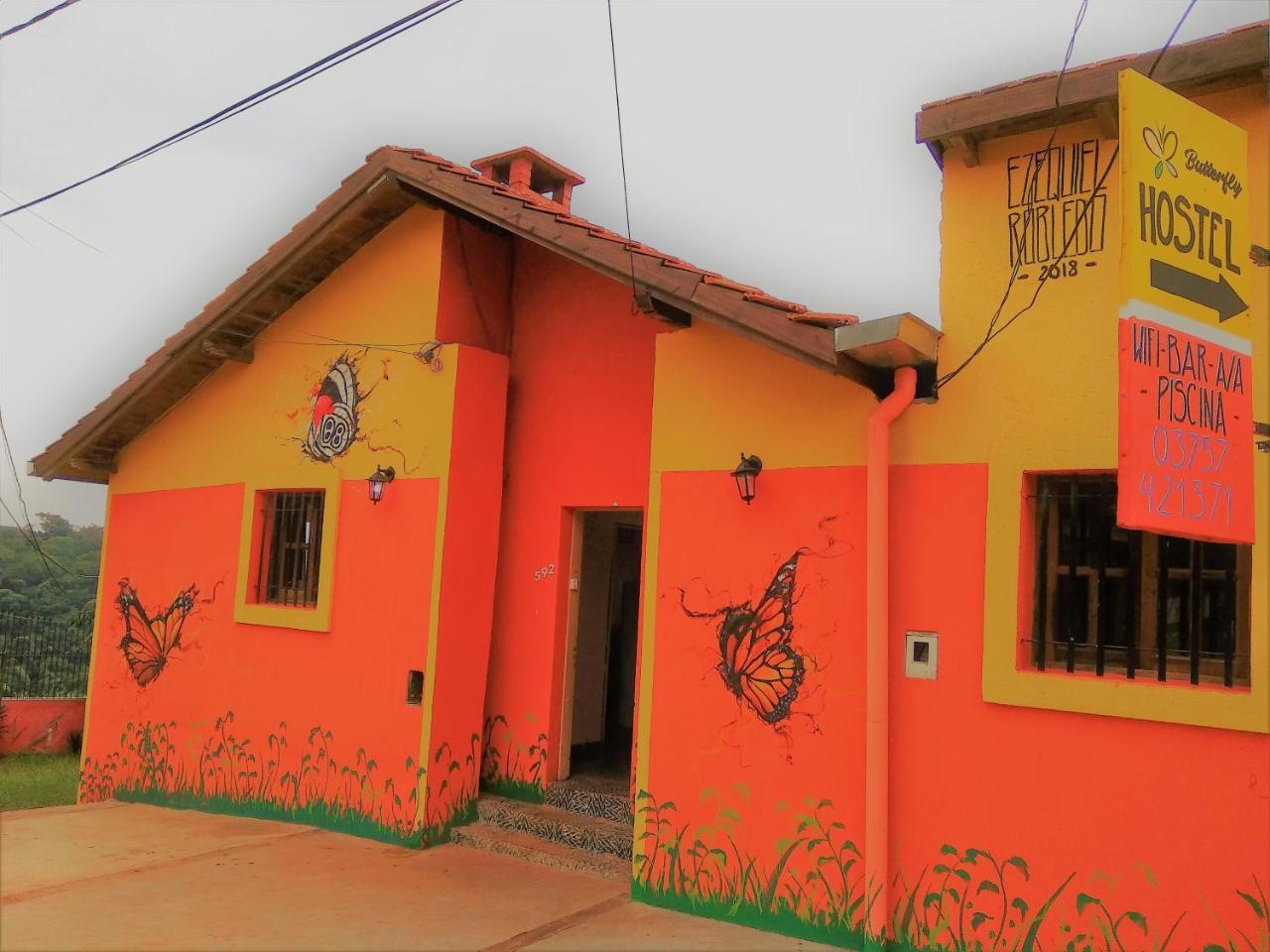 Butterfly Hostel Puerto Iguazú Exteriör bild
